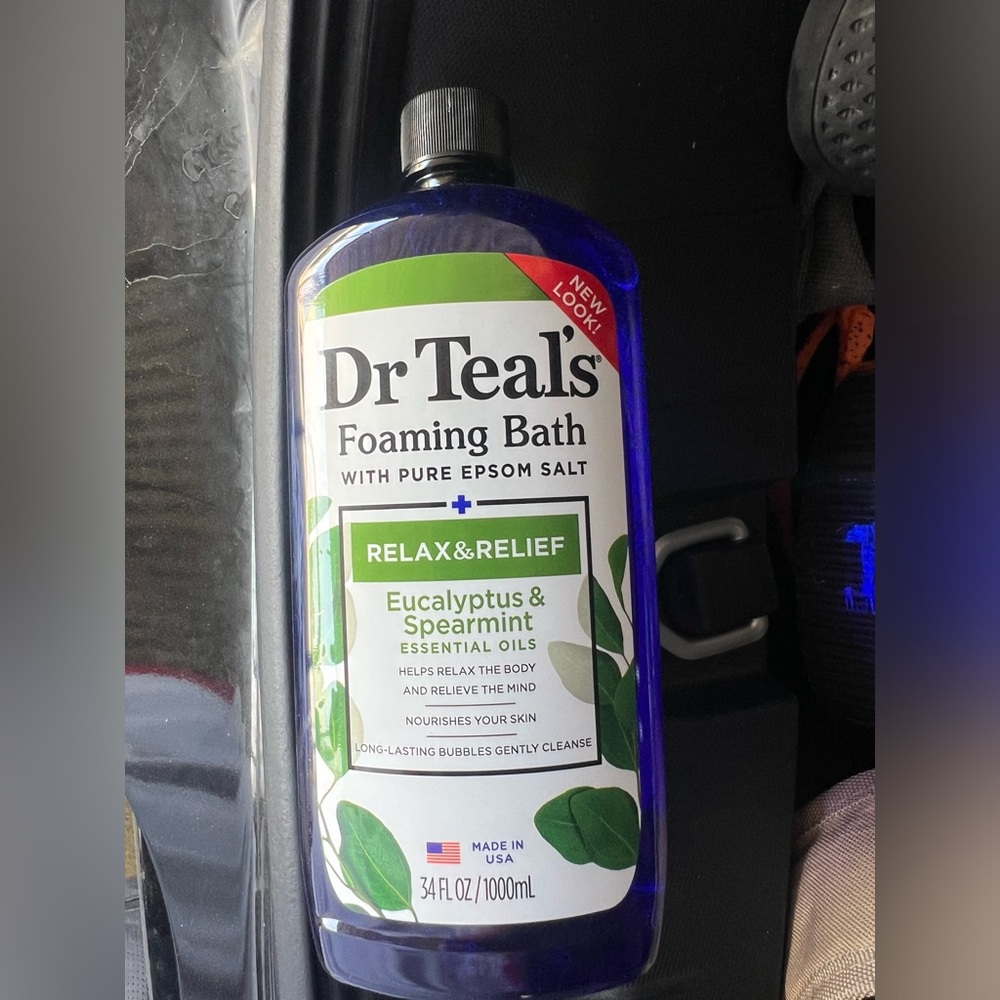 Relax & Relief Foaming Bath with Eucalyptus & Spearmint - Blue